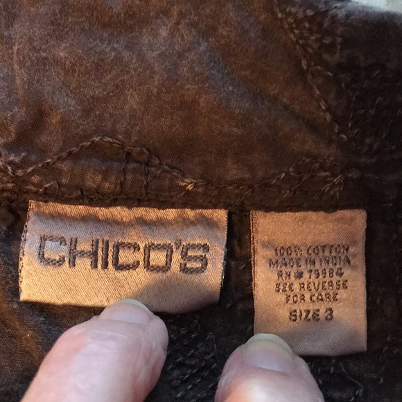 Chico’s Chocolate Brown Jean Style Jacket with Textured Quilt Stitching - Picture 4 of 9